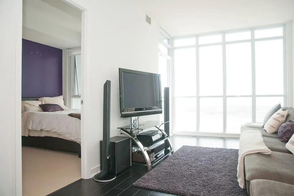 Sun Suites - Lakeview Suite Toronto Apartment
